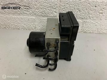 ABS pomp Volkswagen Touareg I ('02-'09) 7L0614111B beschikbaar voor biedingen