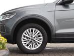Volkswagen T-Roc 1.5 TSI 150 pk DSG Life Business | Navigati, 65 €/maand, Stof, 4 cilinders, 150 pk