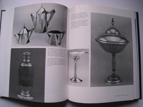 ZILVER BOEKEN . MODERN EN ANTIEK ZILVER. HEERENVEEN ETC, Boeken, Overige Boeken, Zo goed als nieuw, Verzenden