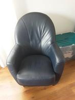 Blauwe leren stoel, Ophalen, Minder dan 75 cm, Leer, Zo goed als nieuw