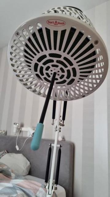 Moxa lamp beschikbaar voor biedingen