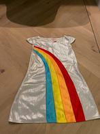 K3 Regenboog Jurkje Carnaval Verkleedkleding, Ophalen of Verzenden, Zo goed als nieuw, 110 t/m 116, Meisje