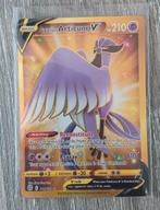 Galarian Articuno v (BRS181), Hobby en Vrije tijd, Verzamelkaartspellen | Pokémon, Ophalen of Verzenden, Zo goed als nieuw, Losse kaart