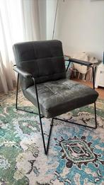 Heerlijke fautuil groen leer en metalen onderstel, Huis en Inrichting, Fauteuils, Ophalen, Zo goed als nieuw, Leer