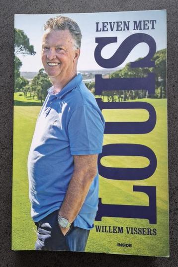 LEESBOEK / BOEK VOETBAL. LEVEN MET LOUIS. WILLEM VISSERS. beschikbaar voor biedingen