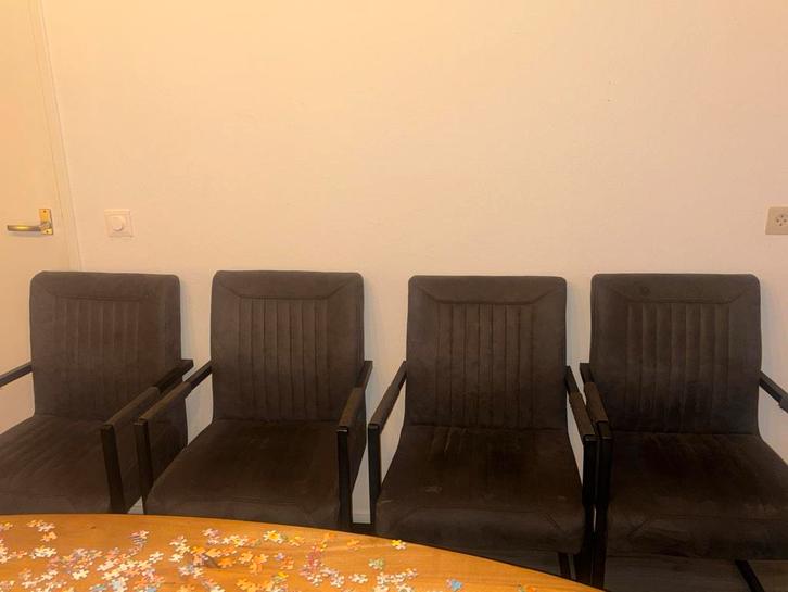 Eetkamerstoelen - Set van 4. Pronto, Huis en Inrichting, Stoelen, Grijs, Ophalen