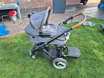 Mutsy evo kinderwagen beschikbaar voor biedingen