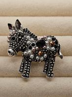 Antiek stijl broche met ezel., Sieraden, Tassen en Uiterlijk, Info@SlatsAntiek.nl, Overige materialen, Vof Slats Antiek, Ophalen of Verzenden