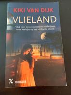 Kiki van Dijk - Vlieland, Boeken, Thrillers, Gelezen, Ophalen of Verzenden, Nederland, Kiki van Dijk