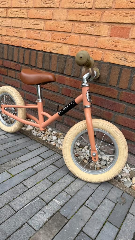 veloretti loopfiets, Fietsen en Brommers, Fietsen | Kinderfietsjes, Gebruikt, Minder dan 16 inch, Ophalen