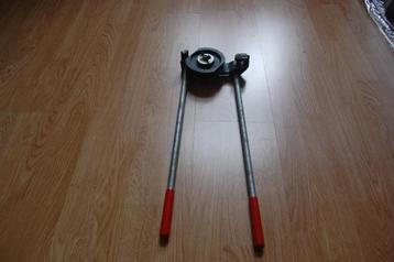 buigijzer beschikbaar voor biedingen