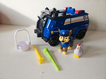 Paw Patrol Chase Auto met Kip beschikbaar voor biedingen