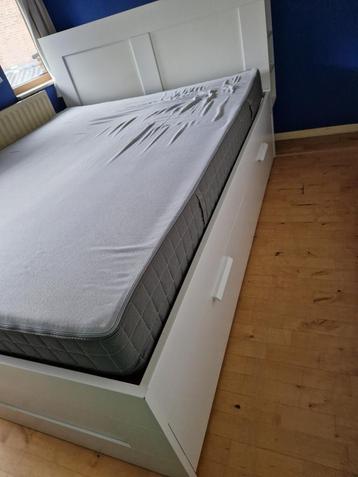 IKEA Brimnes bed 160 x 200 met hoofdeinde
