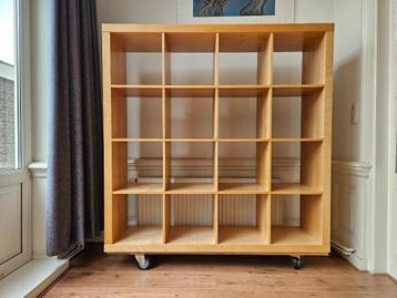 Book shelf  beschikbaar voor biedingen