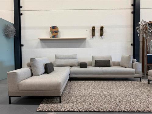 Design on Stock 248x330 Aikon Lounge Hoekbank Milton Freeze, Huis en Inrichting, Banken | Bankstellen, Nieuw, Vierpersoons of meer
