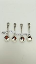 Zilveren kleine zoutlepeltjes. Lengte: 4,9 cm., Ophalen of Verzenden, Zilver