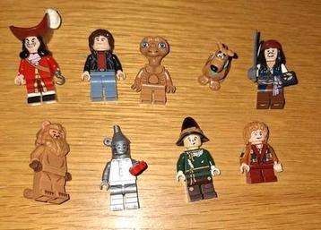 Lego figuren (film & tv) 9 stuks beschikbaar voor biedingen