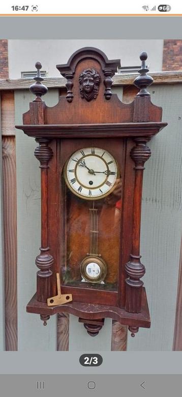 Mooie klok  beschikbaar voor biedingen