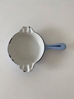 DRU antiek gietijzeren pannetje, Verzenden