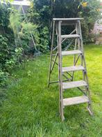 Ouderwetse Sier Trap, Doe-het-zelf en Verbouw, Ladders en Trappen, Gebruikt, Trap, Ophalen of Verzenden, Opvouwbaar of Inschuifbaar
