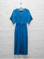 Just in Case - Prachtige satijnen Jurk maat 34 - Nieuw, Kleding | Dames, Blauw, Nieuw, Ophalen of Verzenden, Maat 34 (XS) of kleiner