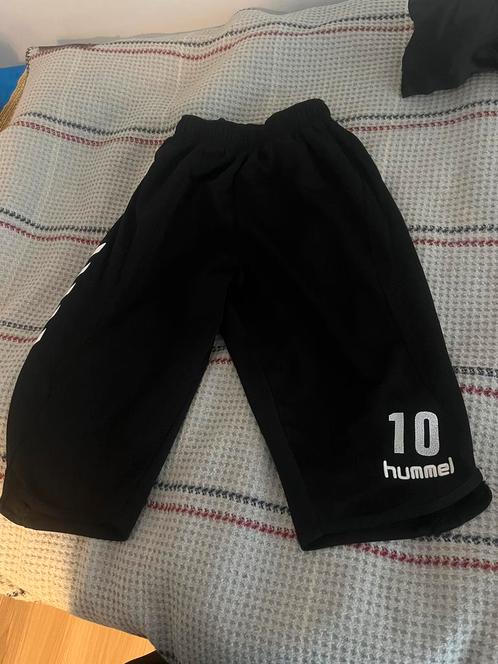 Zwarte Hummel sportbroekje maat L, Sport en Fitness, Voetbal, Zo goed als nieuw, Broek, Maat L, Ophalen of Verzenden