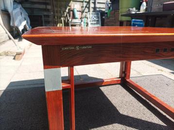 Schuitema Art Deco Wilson Hoektafel. beschikbaar voor biedingen