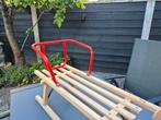Houten slee met ruggensteuntje, Ophalen, Gebruikt