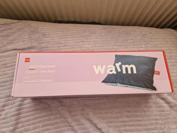 Nieuw blauw warmtekussen 50x50cm  beschikbaar voor biedingen