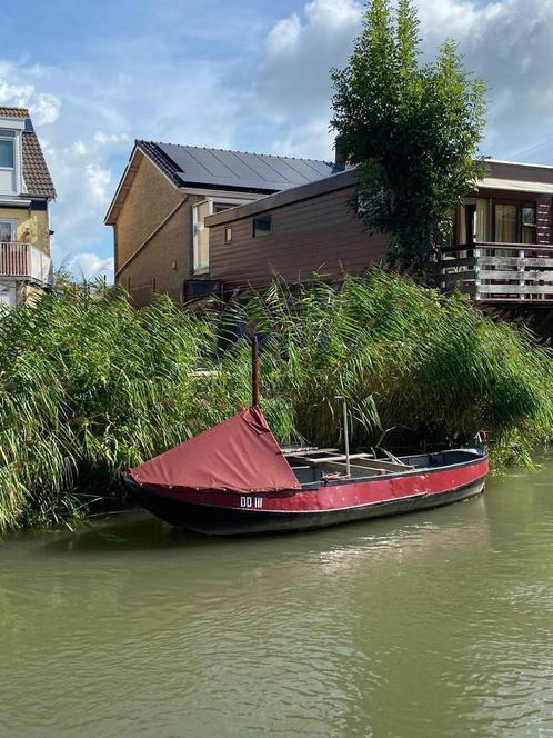 Leuk bootje!, Watersport en Boten, Sloepen, Gebruikt, Tot 10 pk, 3 tot 6 meter, Buitenboordmotor, Benzine, Staal, Ophalen