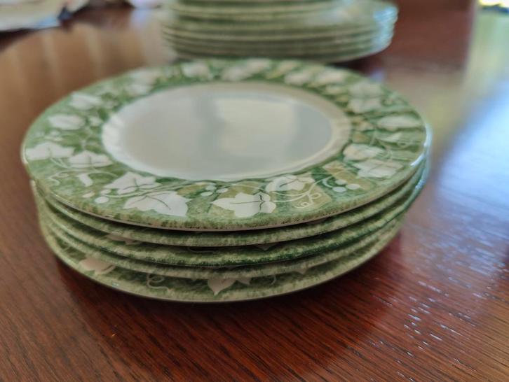 Churchill Verdigris klimop servies, diverse onderdelen, Antiek en Kunst, Antiek | Servies los, Ophalen of Verzenden