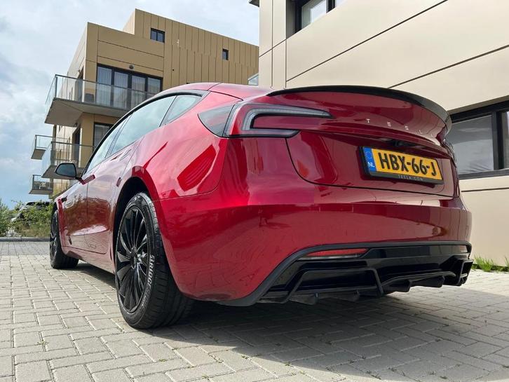 Rear diffuser - Tesla Model 3 Highland (2024+) - Zwart Glans, Auto diversen, Tuning en Styling, Ophalen of Verzenden