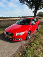 Volvo V70 D4 120KW 2013 Rood, Auto's, Voorwielaandrijving, Euro 5, Zwart, 179 €/maand