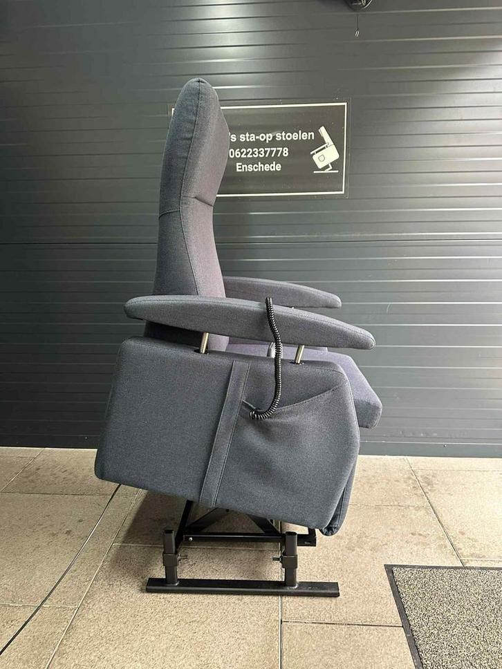 Sta op stoel merk fitform, Huis en Inrichting, Fauteuils, Zo goed als nieuw, Ophalen of Verzenden