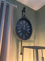 Metalen Wandklok, oud stijl, Ophalen of Verzenden, Zo goed als nieuw, Analoog, Wandklok