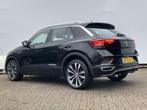 Volkswagen T-Roc 1.5 TSI R-Line Automaat Trekhaak Carplay Ad, Euro 6, 4 cilinders, 150 pk, Zwart