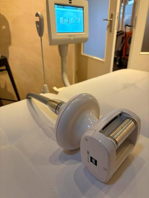 LPG Endermologie Cellu M6 Alliance Lab met behandelbank, Diensten en Vakmensen, Schoonheidsspecialisten | Overige, Huidbehandeling