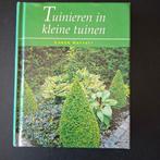 Tuinieren in kleine tuinen lance hattatt nieuw, Boeken, Wonen en Tuinieren, Ophalen of Verzenden, Nieuw, Lance hattatt, Tuinieren en Tuinplanten