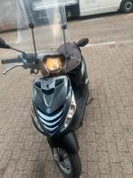 Piaggio zip 4 takt, Fietsen en Brommers, Scooters | Piaggio, Ophalen, Zo goed als nieuw, Zip