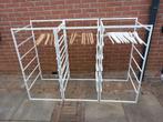 3x Ikea Jonaxel stellingkast hanggedeelte  + 2 wand beugels, Ophalen, Zo goed als nieuw