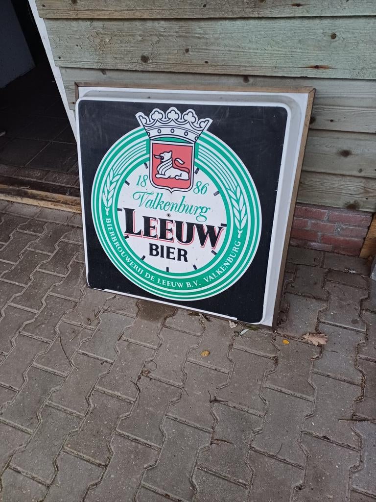 Valkenburg Leeuw Bier Reclamebord/lichtbak, Ophalen, Gebruikt