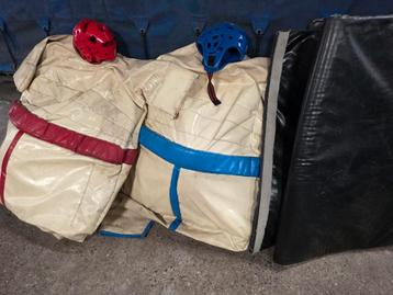 Te koop complete sumoworstelset beschikbaar voor biedingen