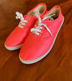 Leuke lage sneakers NIEUW! | Maat 39, Nieuw, Ophalen of Verzenden, Sneakers of Gympen, Roze