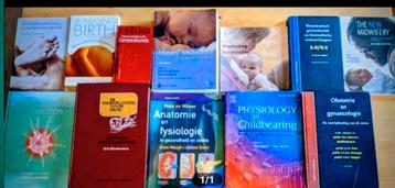 Studieboeken verloskunde gynaecologie anatomie geneeskunde beschikbaar voor biedingen