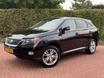 Lexus RX 450h 4WD Pure YOUNGTIMER - VOLLEDIG LEXUS DEALER ON, Auto's, Lexus, Automaat, Gebruikt, 2000 kg, Zwart