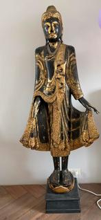 Antieke staande manshoge houten Mandalay boeddha 168 cm hoog, Huis en Inrichting, Woonaccessoires | Boeddhabeelden, Ophalen, Gebruikt