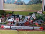 Mooie Rokal  treinbaan compleet met locomotieven en  wagons., Overige merken, Wisselstroom, Ophalen of Verzenden, Analoog