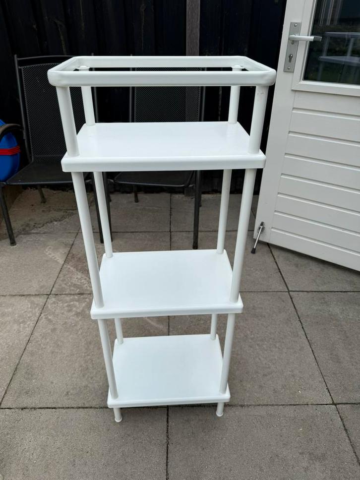 Ikea stellingkast badkamer of voorraadhok wit metaal, Huis en Inrichting, Kasten | Stellingkasten, Zo goed als nieuw, Ophalen