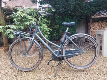 Transportfiets met versnellingen beschikbaar voor biedingen