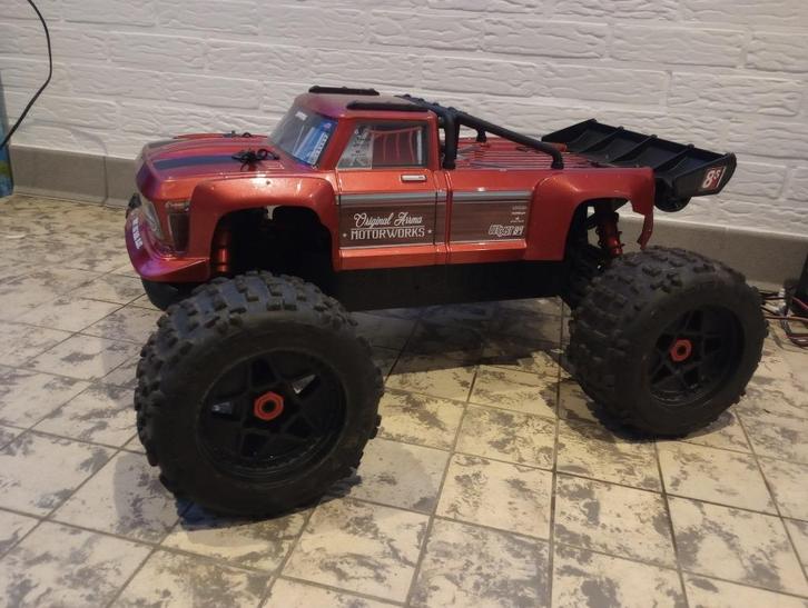 Arma outcast 8S 1:5, Hobby en Vrije tijd, Modelbouw | Radiografisch | Auto's, Gebruikt, Auto offroad, Elektro, Overige schalen